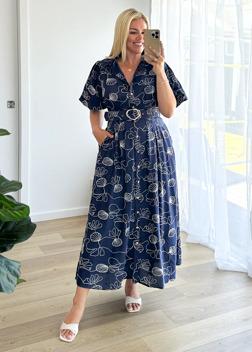 Antonina Maxi Dress - Navy Abstract - Image 5
