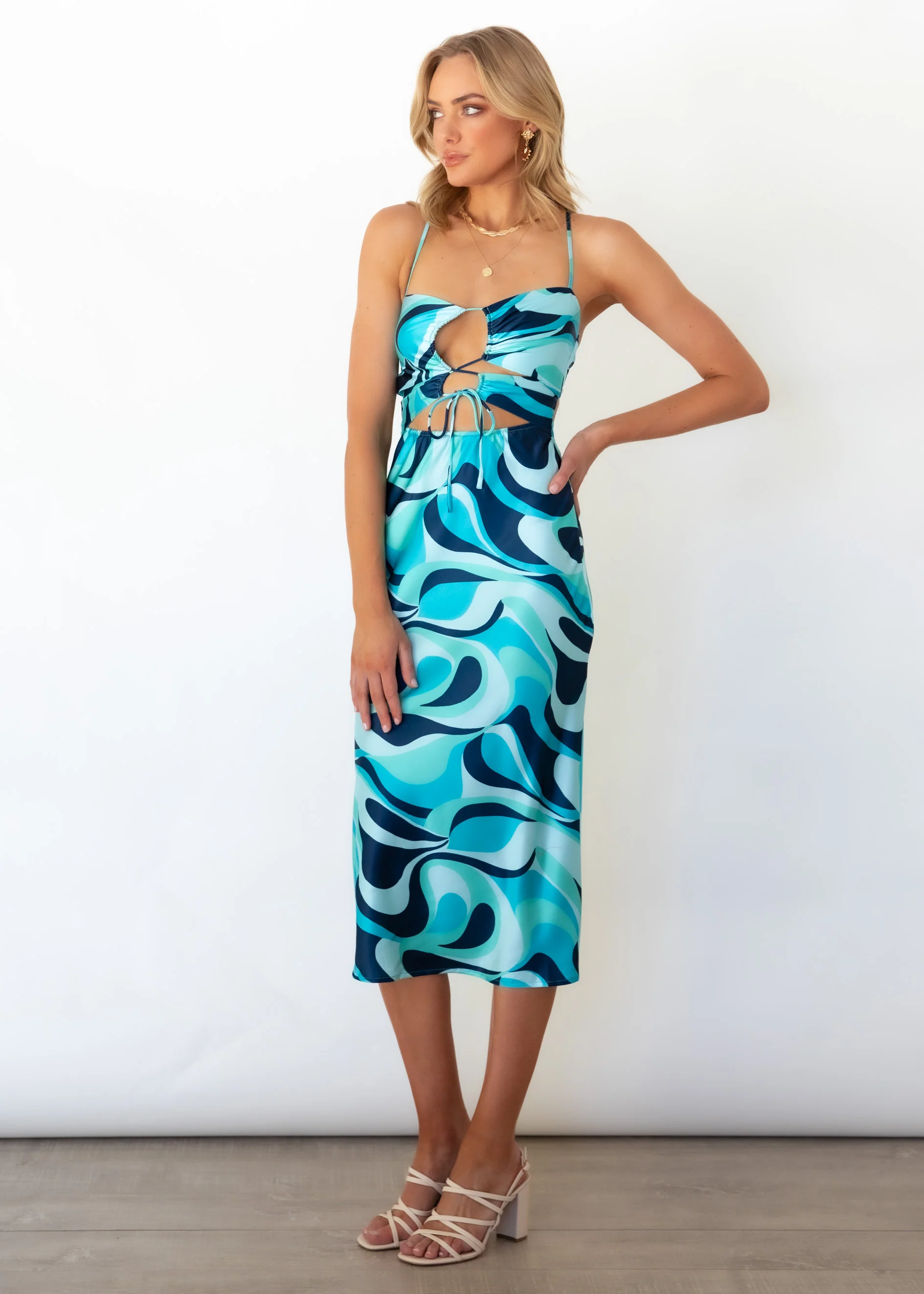 Fade Cut-Out Midi Dress - Blue Print - Image 5