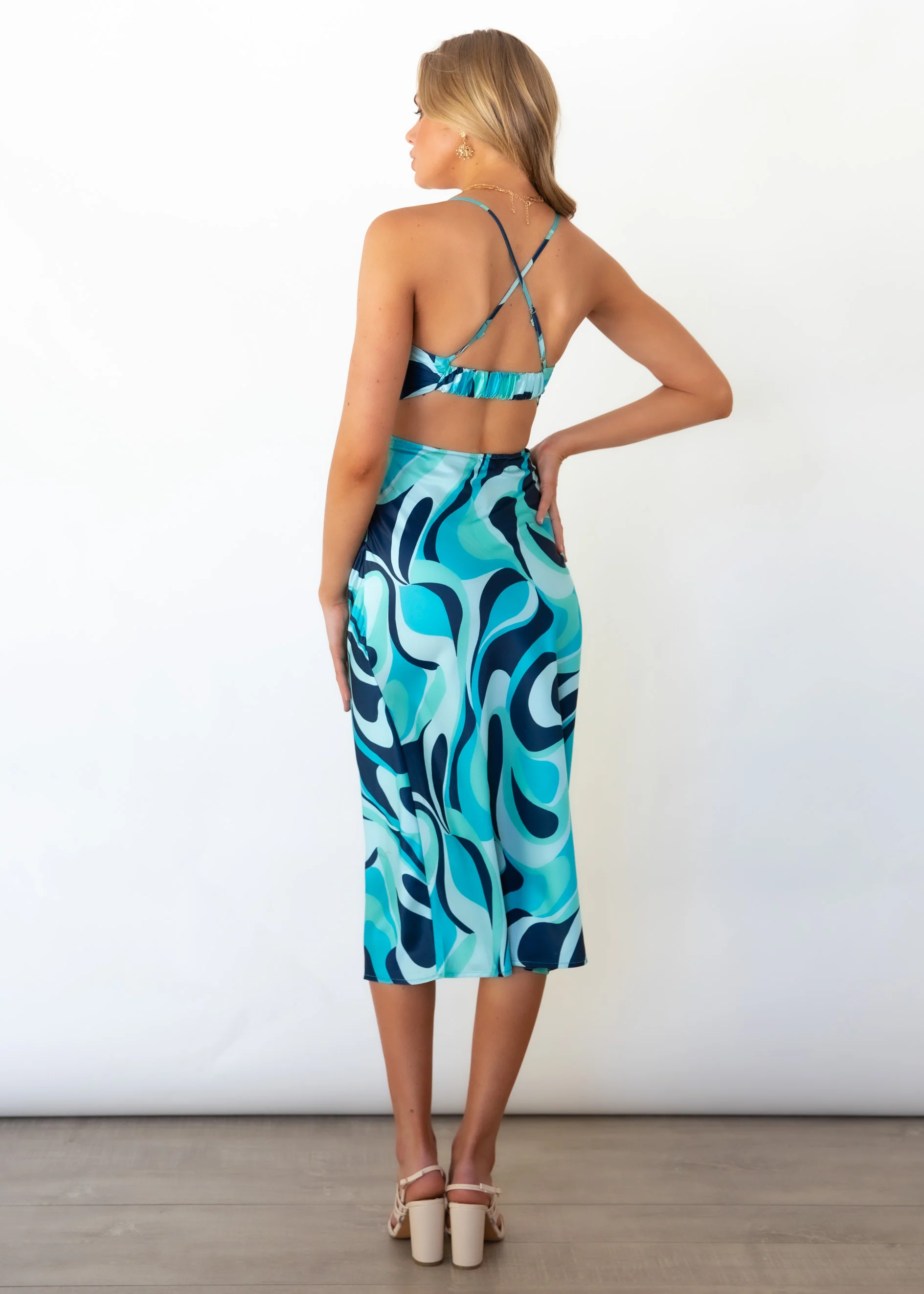 Fade Cut-Out Midi Dress - Blue Print - Image 8