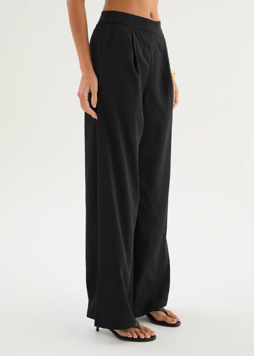 Genevieve Set - Black - Image 11