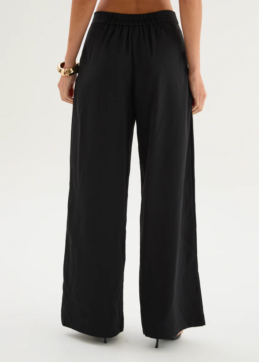 Genevieve Set - Black - Image 12