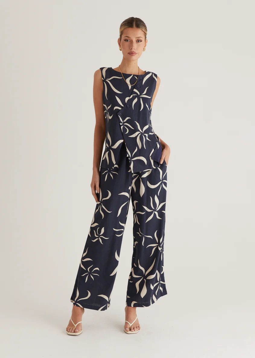 Hunter Vest Top - Navy Ayana - Image 18