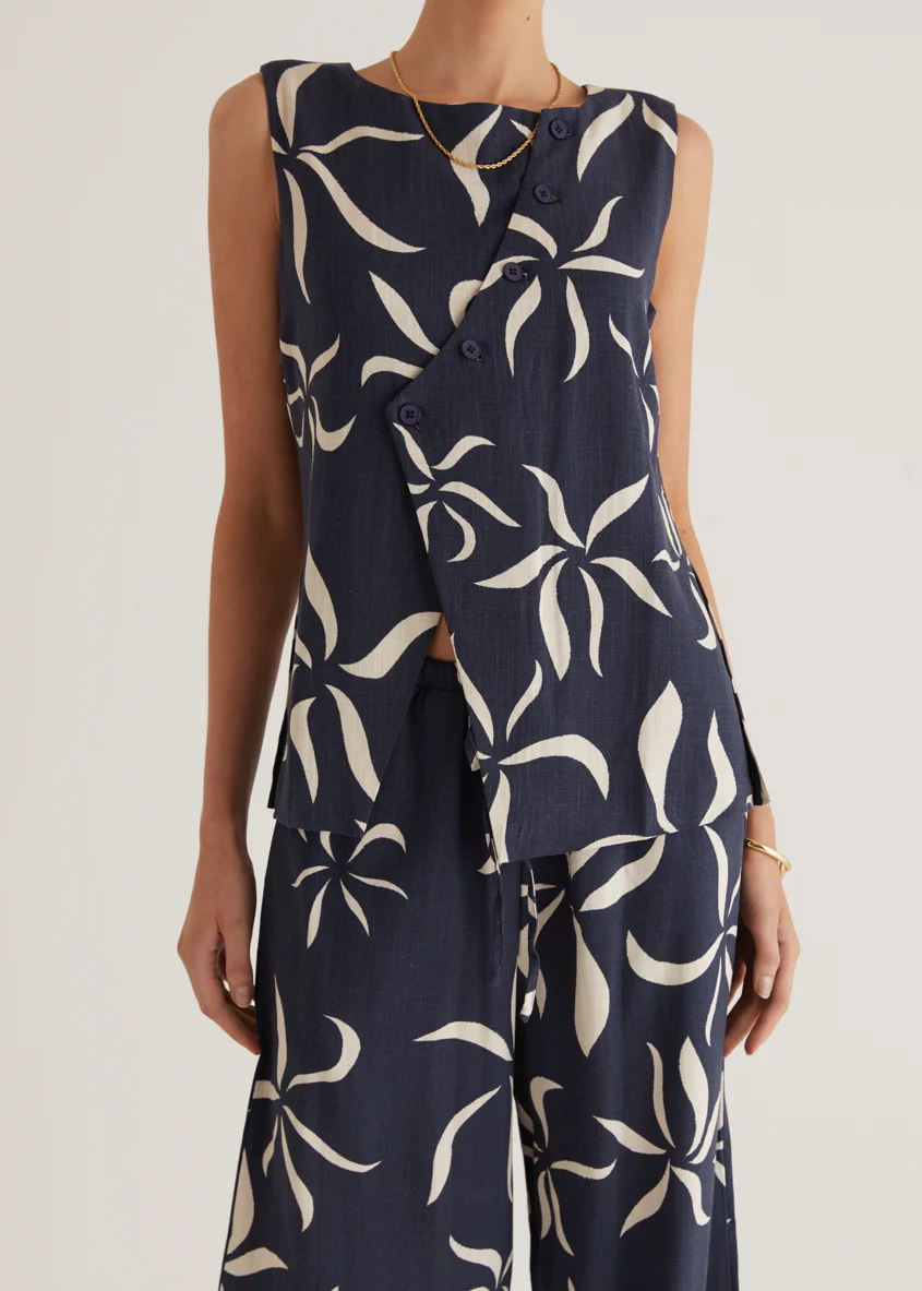 Hunter Vest Top - Navy Ayana - Image 22