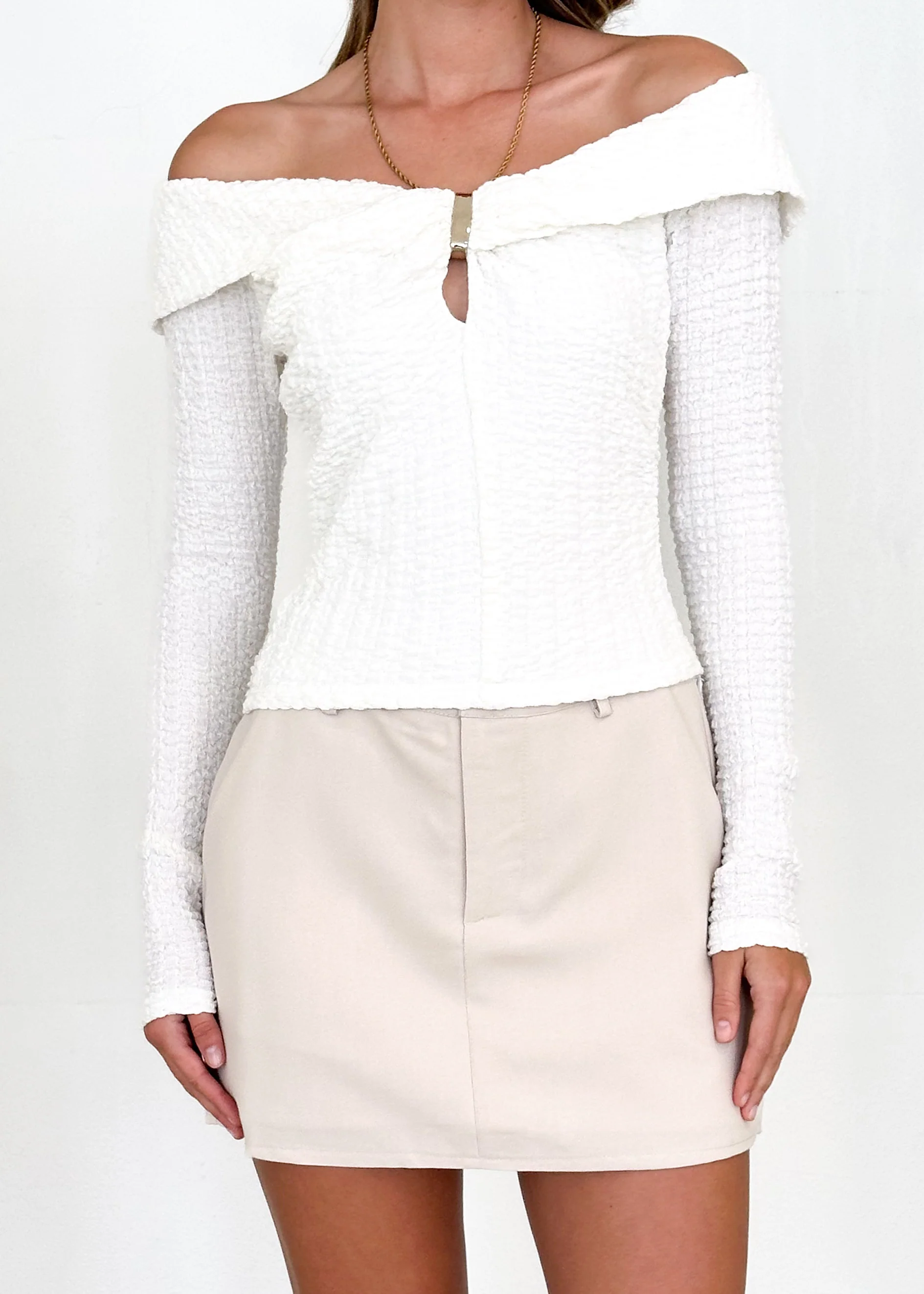 Imcroe Off Shoulder Top - Off White - Image 6