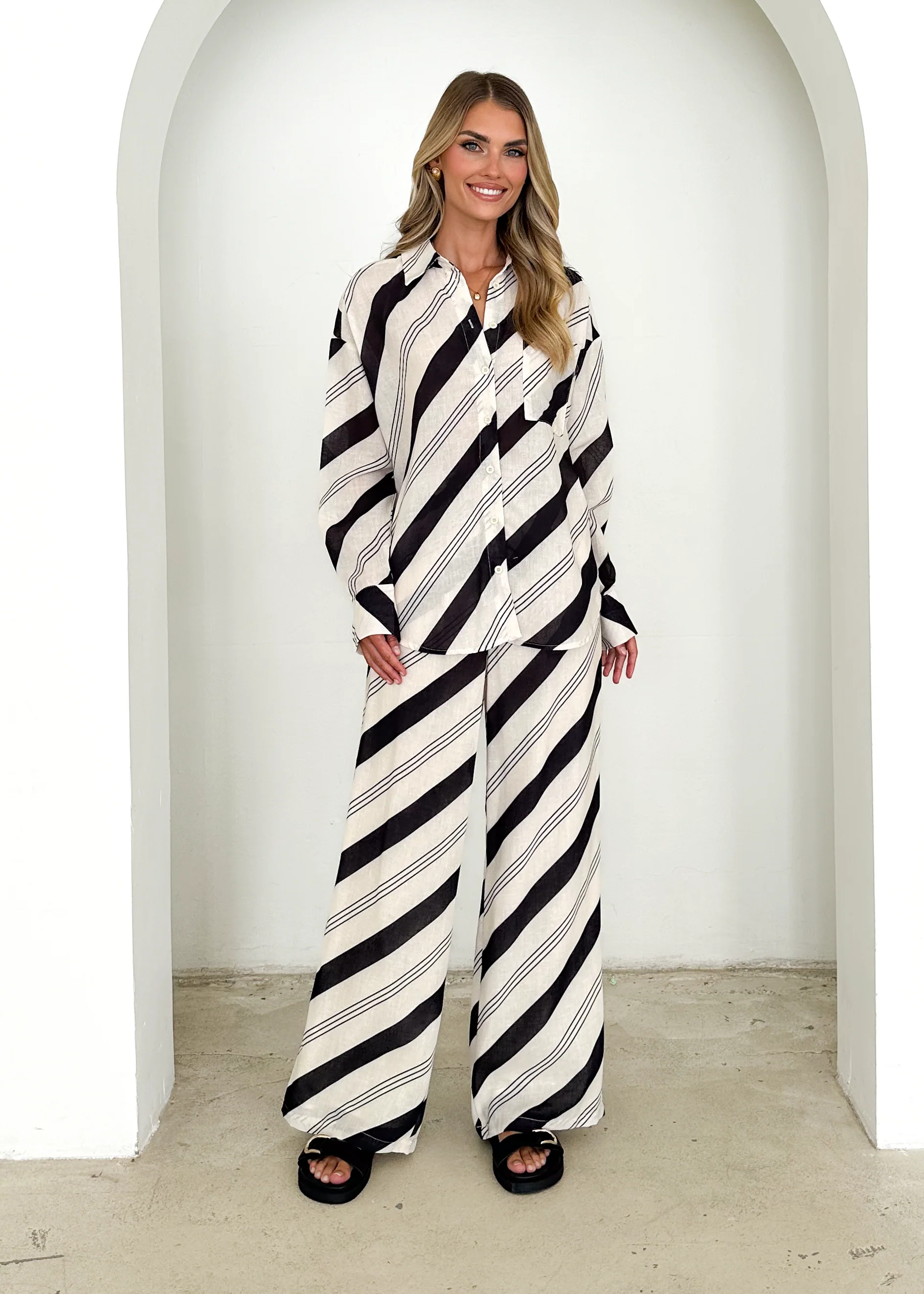 Jessa Shirt - Black Stripe - Image 15