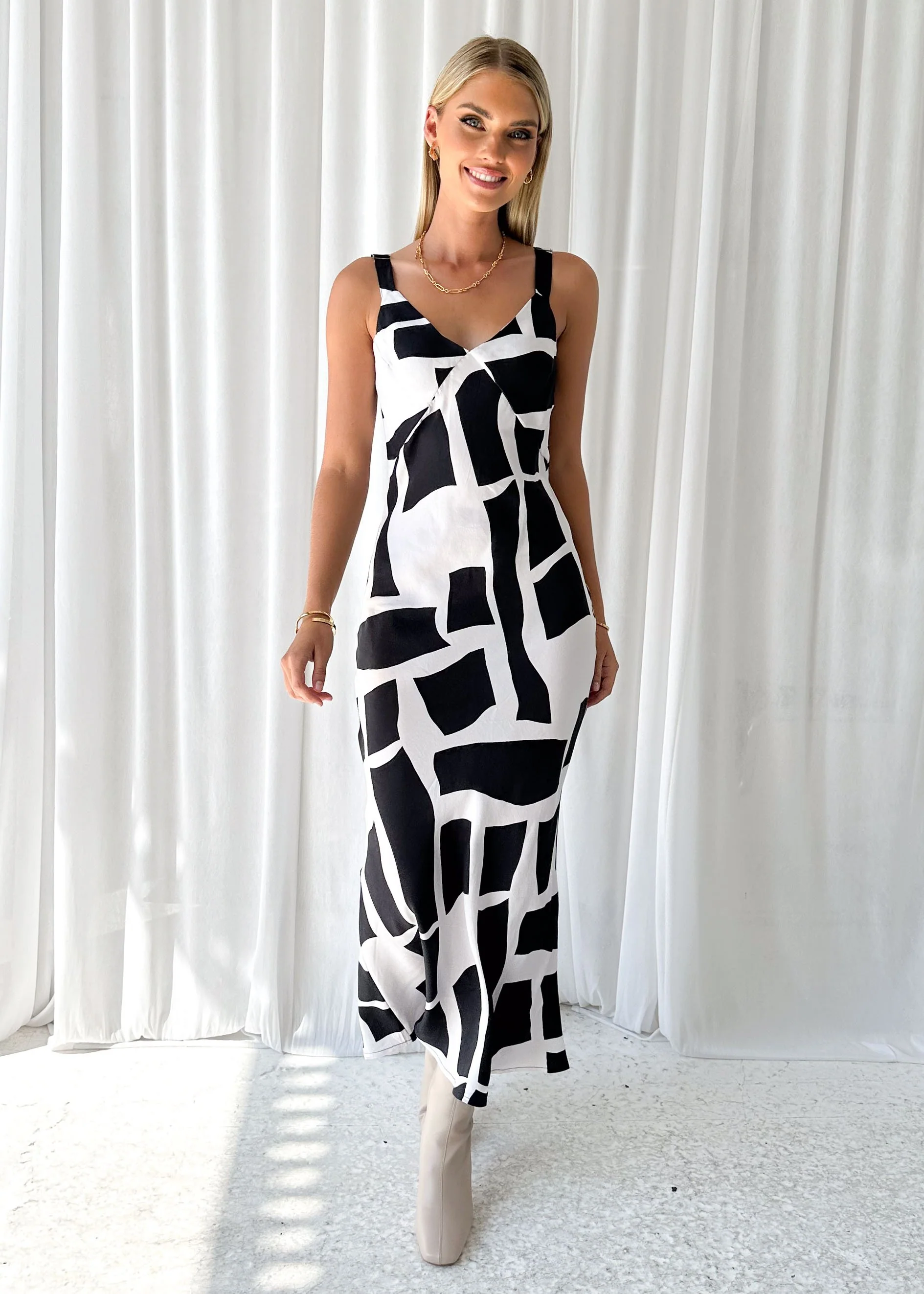 Kosmo Maxi Dress - Cayenne - Image 7