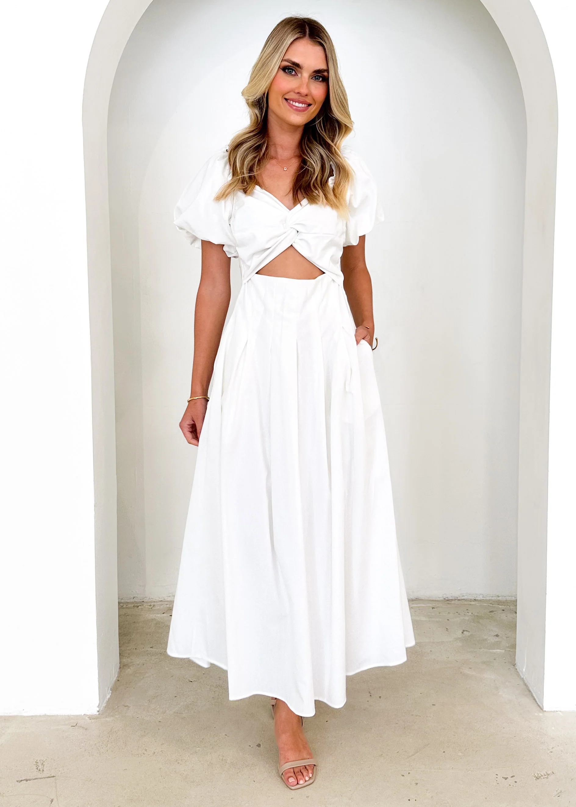Larttie Off Shoulder Midi Dress - Off White - Image 5