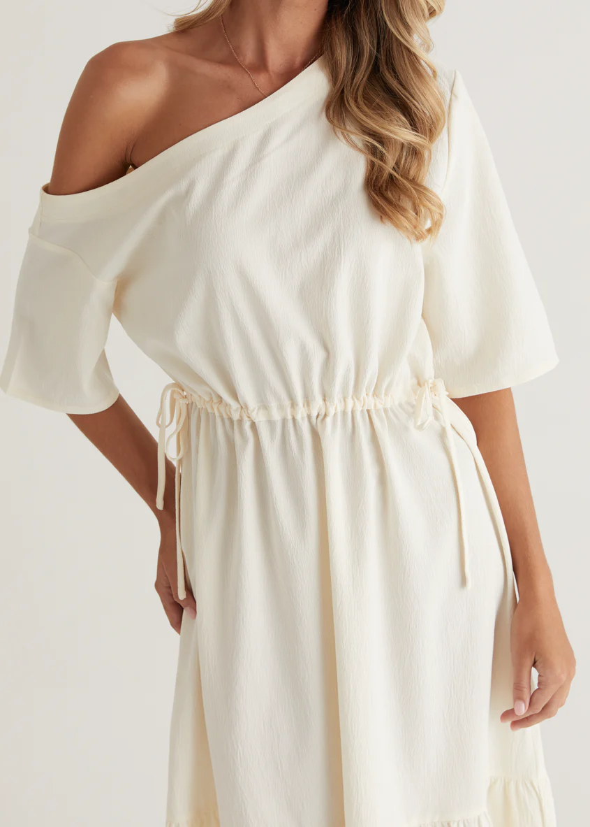 Loren Drop Shoulder Maxi Dress - Cream - Image 9