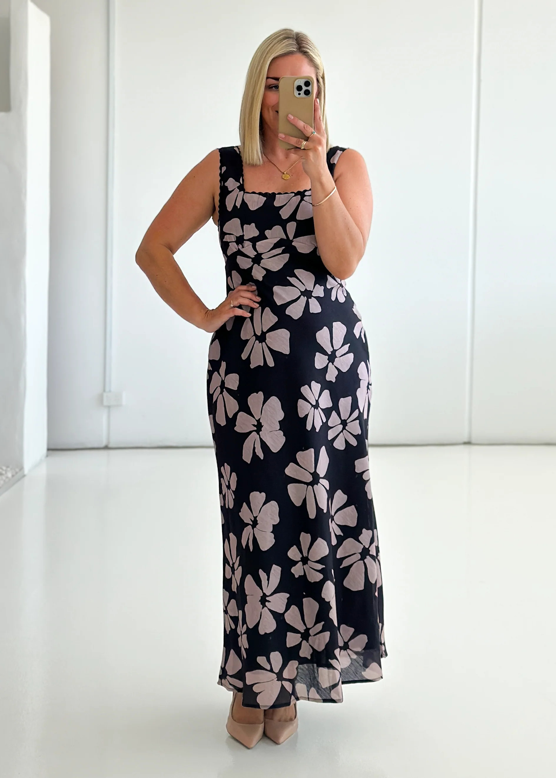 Lovestone Maxi Dress - Black Floral - Image 3