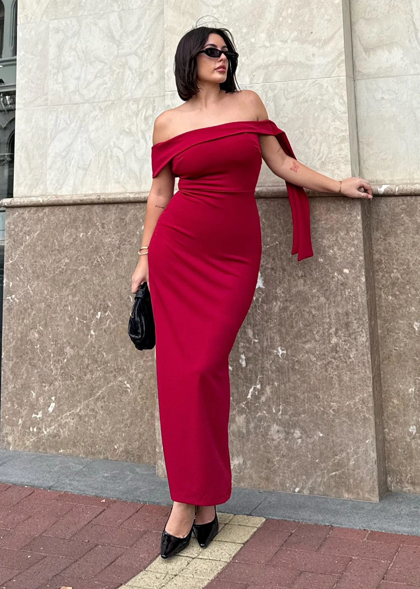 Renia Off Shoulder Maxi Dress - Cherry - Image 3