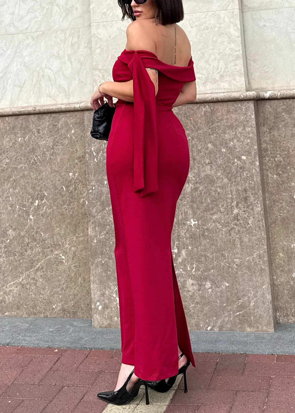 Renia Off Shoulder Maxi Dress - Cherry - Image 4