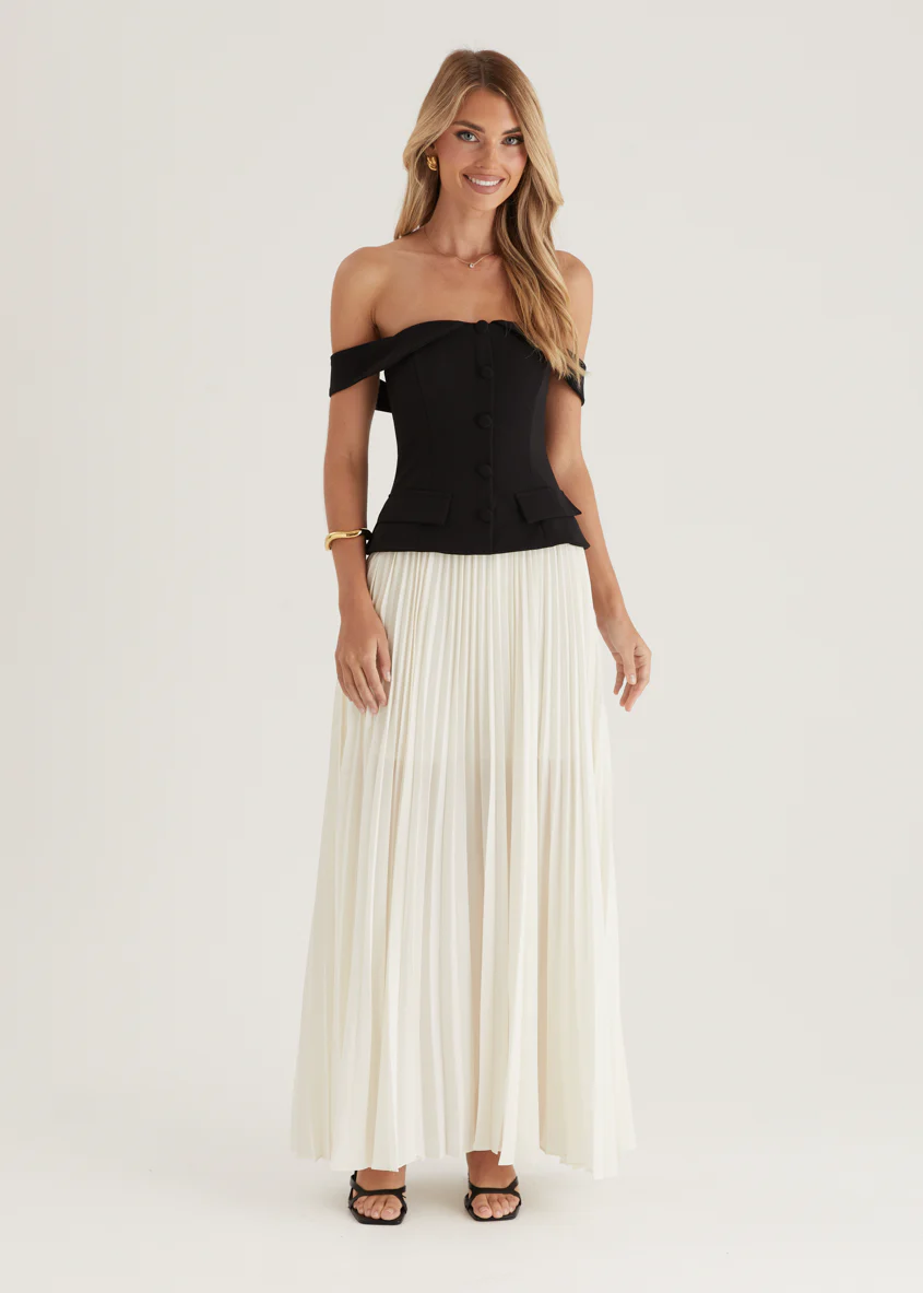 Sorelli Off Shoulder Midi Dress - Black Splice - Image 11