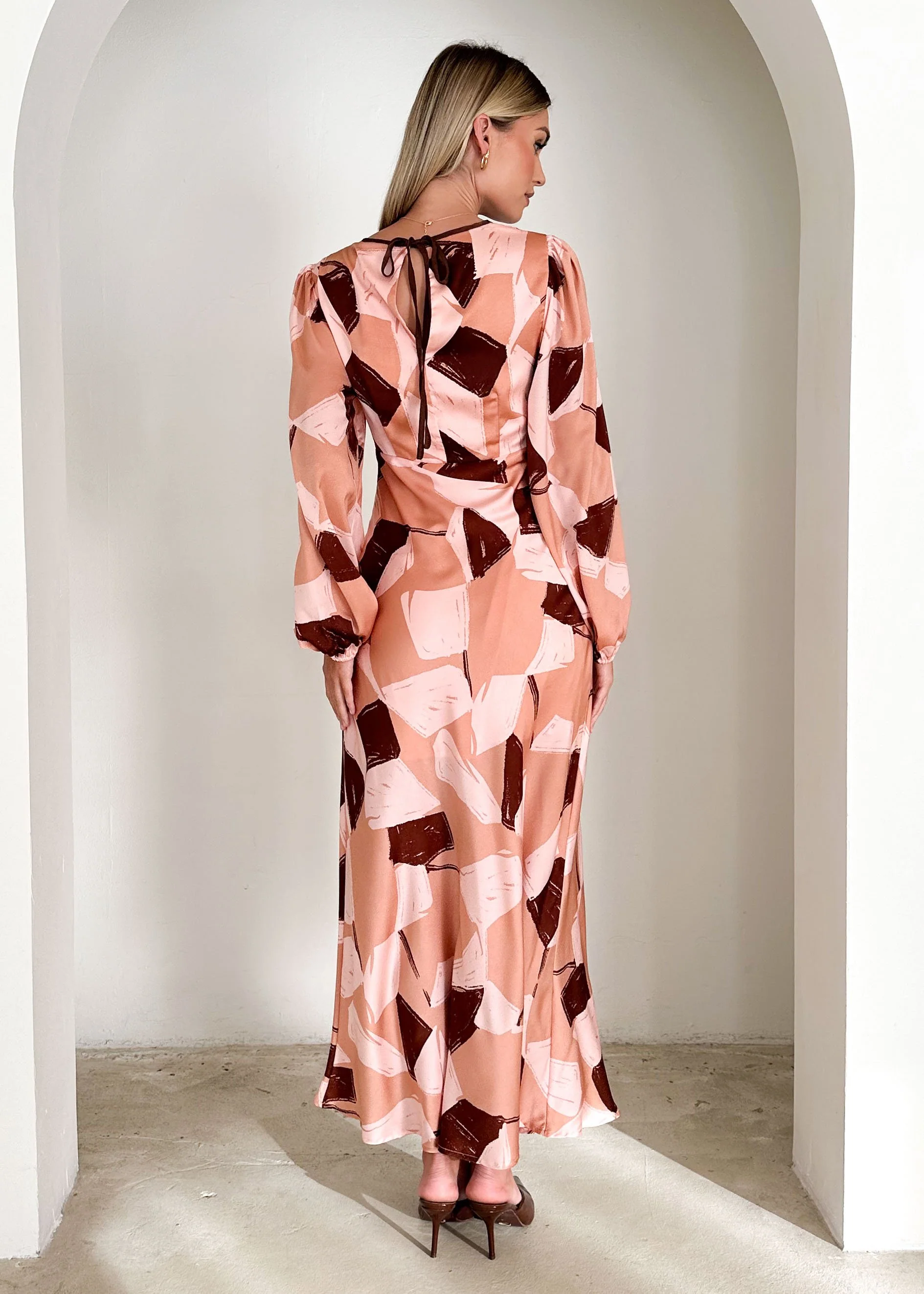 Taliya Maxi Dress - Blush Geo - Image 7