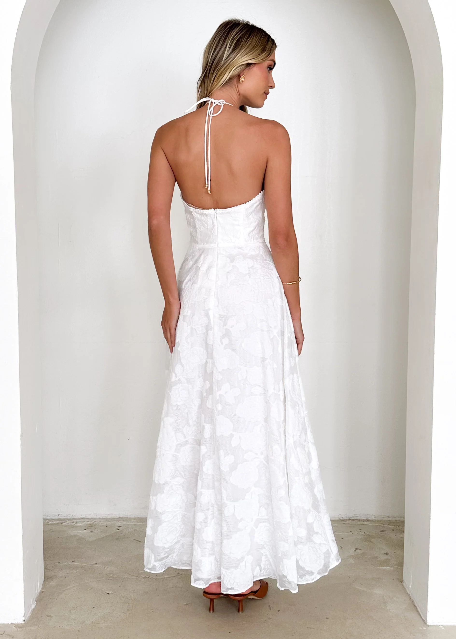 Yara Halter Maxi Dress - White Flowers - Image 11