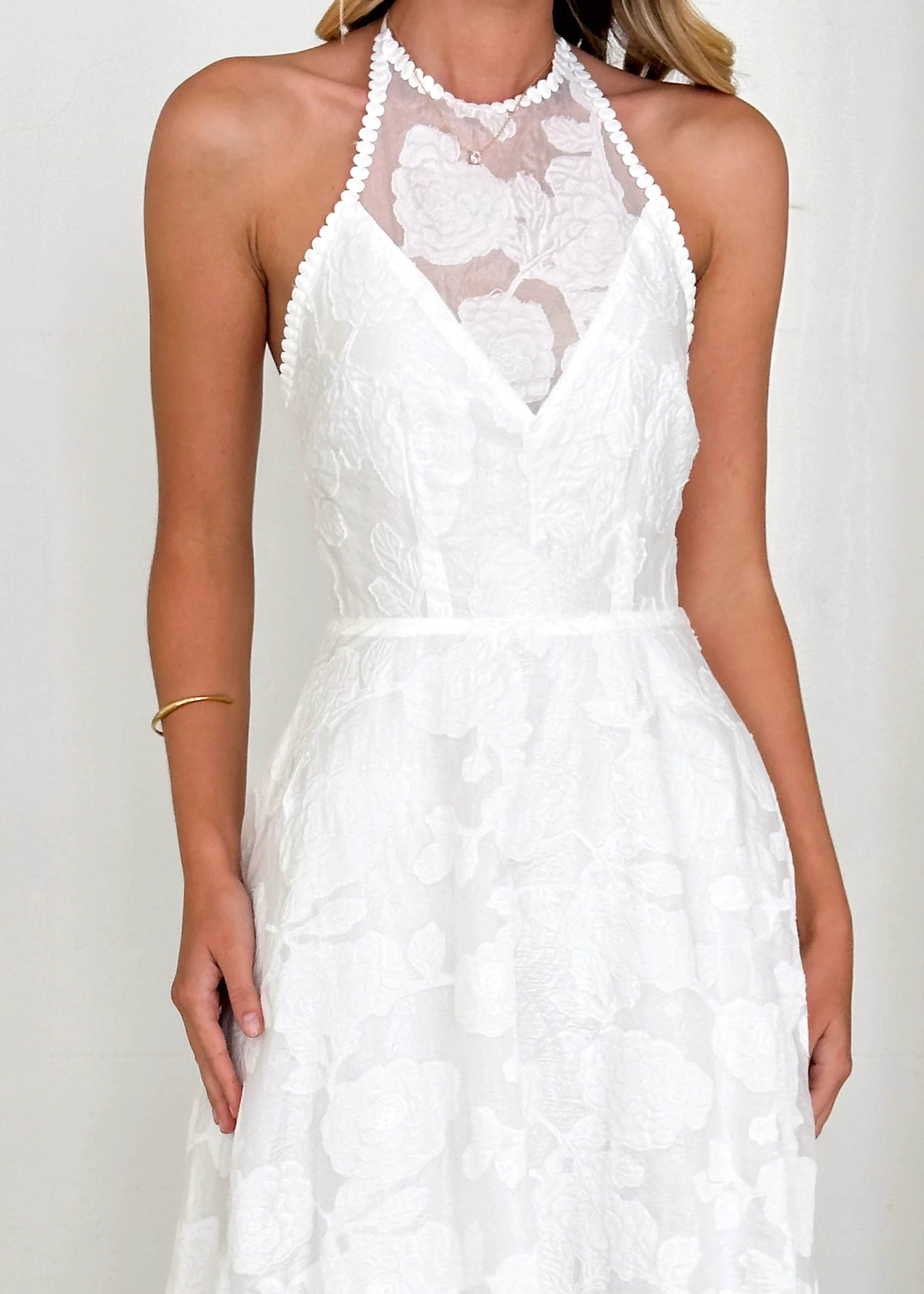 Yara Halter Maxi Dress - White Flowers - Image 12