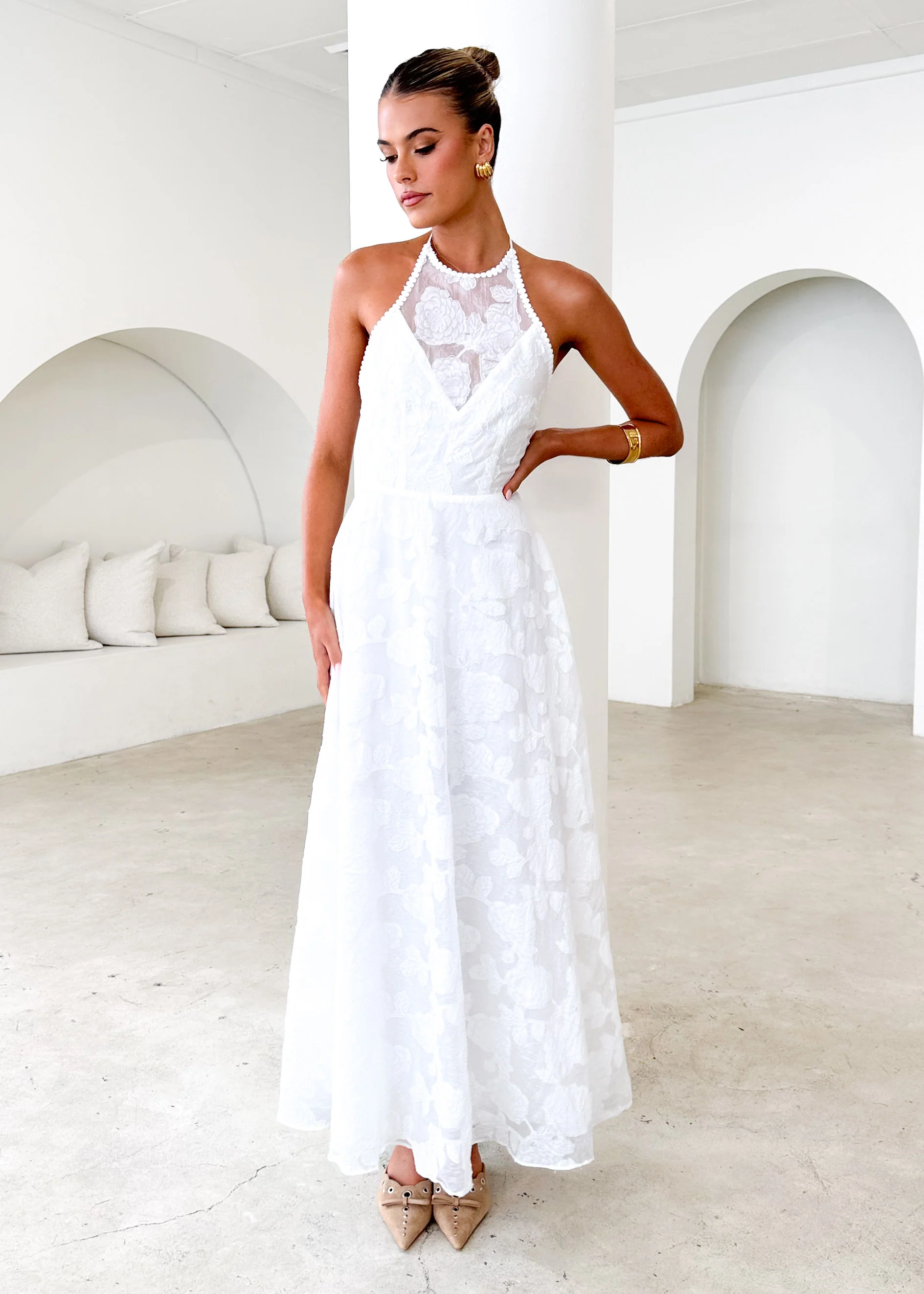 Yara Halter Maxi Dress - White Flowers - Image 2