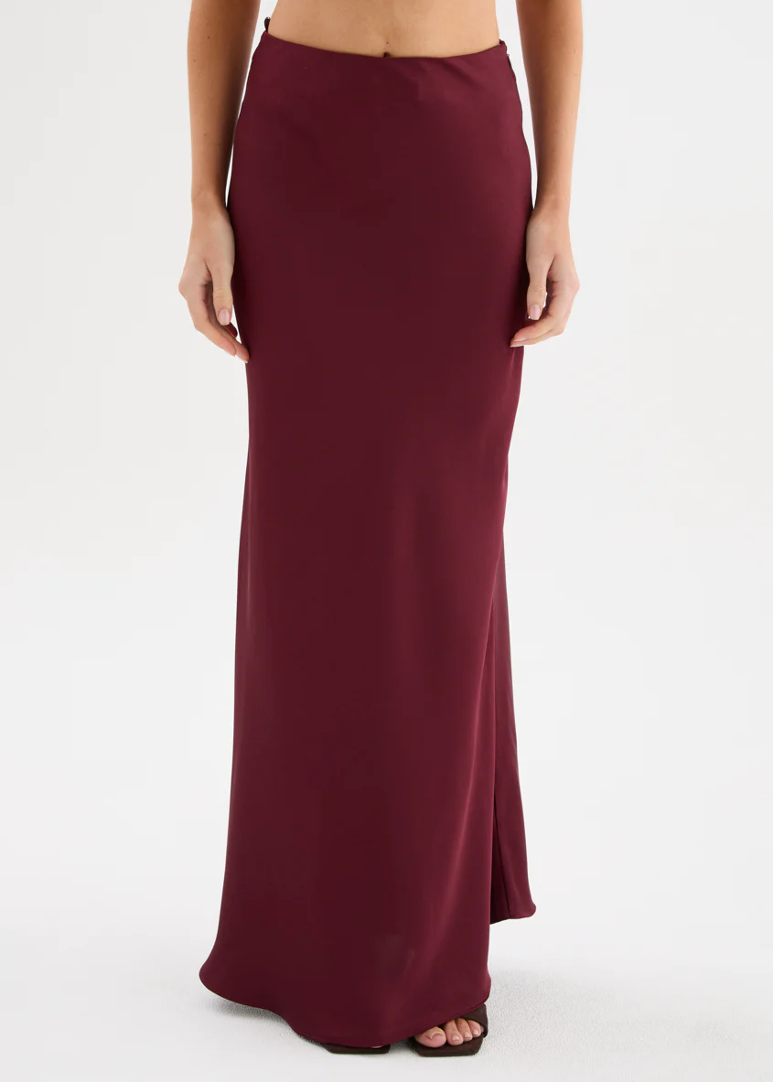 Yolanda Set - Wine - Image 4